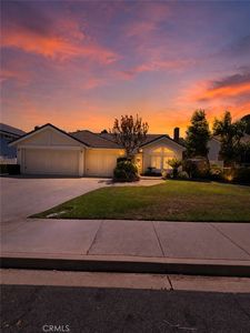 45768 Creekside Way
