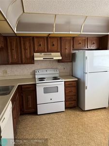 3650 Environ Blvd UNIT 308