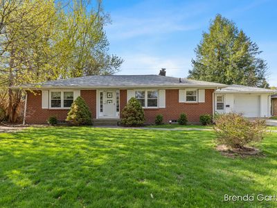 1880 Lynne Ln NW