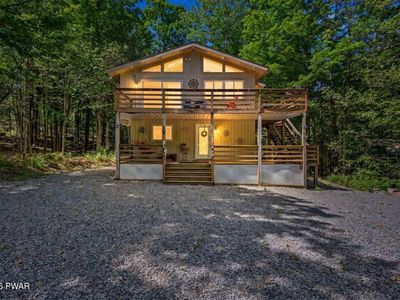 Property at 150 Chestnuthill Dr, Lake Ariel, PA