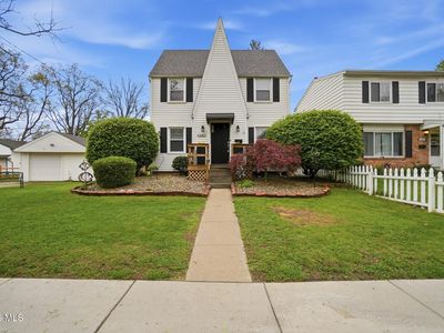 2703 Wyndale Rd
