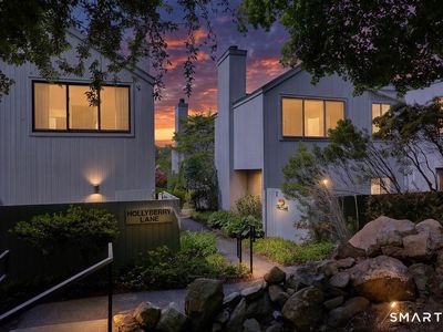 Property at 6 Hollyberry Lane #6, Ridgefield, CT