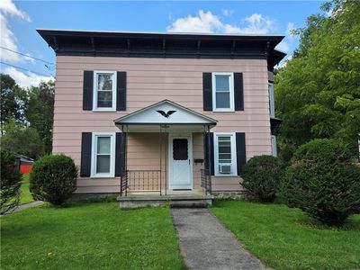 11 Fonda Ave