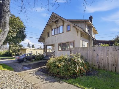 344 E 14th Ave