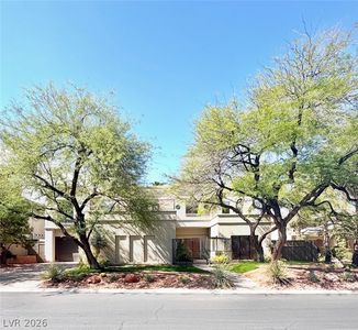 628 Edgebrook Dr