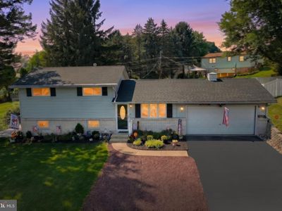 345 Canary Cir