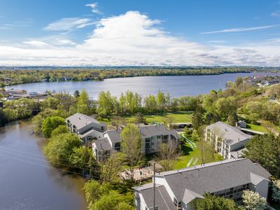 621 Riverine Dr APT 205