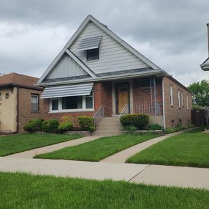 2548 W 118th St