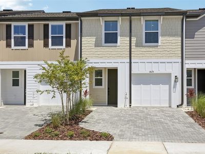 7679 Deer Valley Cir