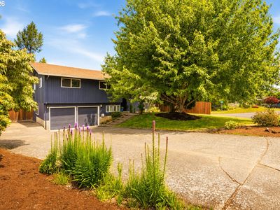 Property at 16011 NE Rose Pkwy, Portland, OR