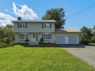 890 Essex Road