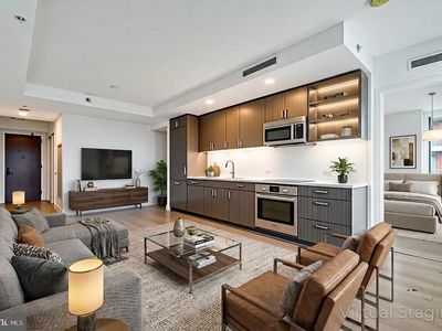 1211 Van St SE APT 806