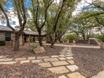 712 Squaw Creek Rd