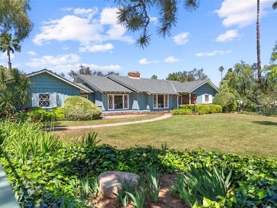 461 W Sunset Dr