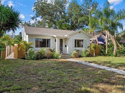 1211 16th Ave N