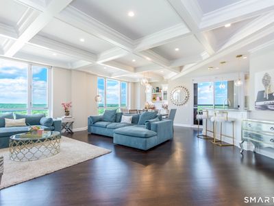 100 Parrott Drive #1607