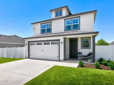 2237 Porter Loop