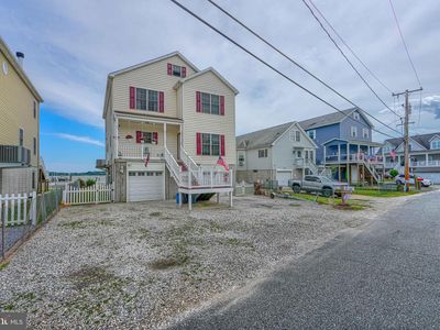1205 Bayside Rd