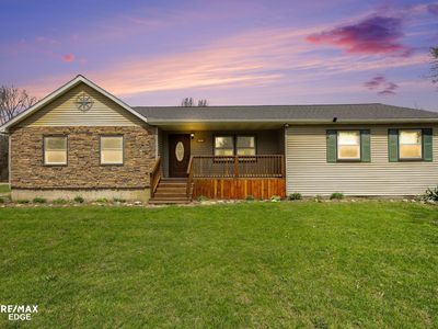244 W Burnside Rd