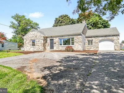215 Millersville Rd
