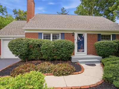 413 N Bromfield Rd