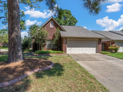 16030 Royal Garden Dr