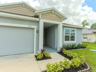 349 NW Aurora Street