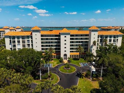4801 Osprey Dr S APT 207
