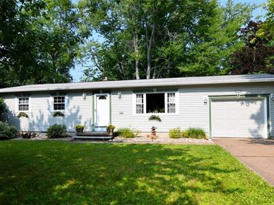 594 Terra Ln