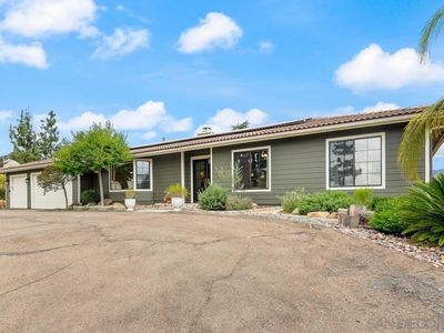 1421 Blue Lilac Ln
