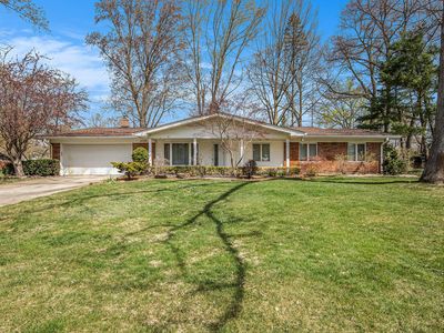 6255 Montgomery Dr