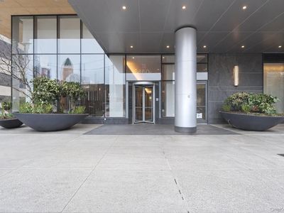 450 w. 42nd Street #57G