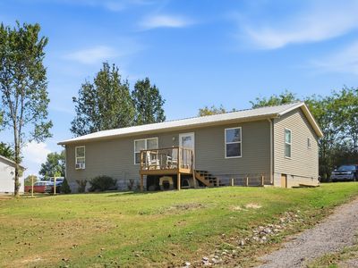117 Windy Cut St