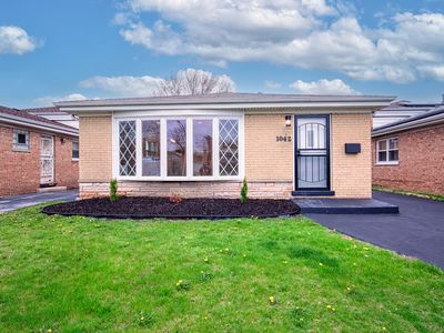 1042 W 109th Pl