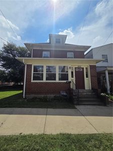 625 2nd St