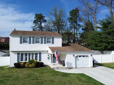 30 Cedar Creek Dr