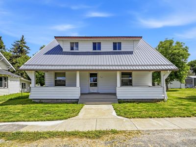 Property at 212 C St, Endicott, WA