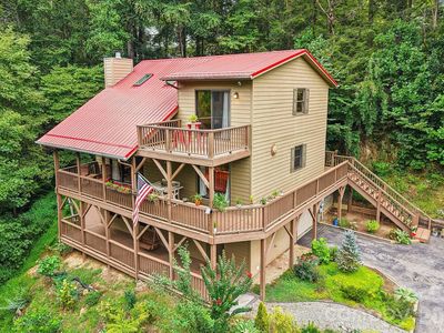 36 Nicholas Ln