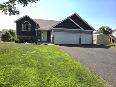 707 4th Ave SW