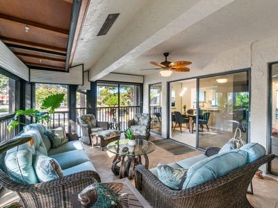 50 PELICAN POINTE Drive #2050