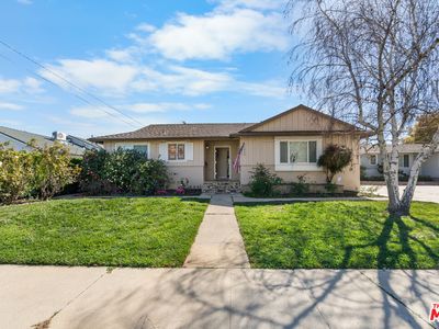 23032 Mobile St