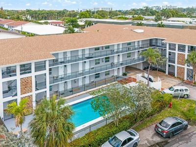 1021 NE 24TH Avenue #18