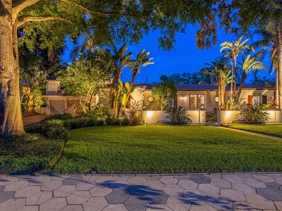 3649 Foster Hill Dr N