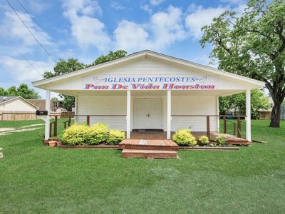 810 Lucky St