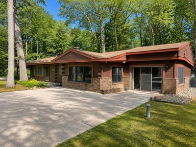 134 Jones Ave