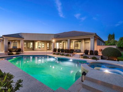 3905 E MALLORY Circle