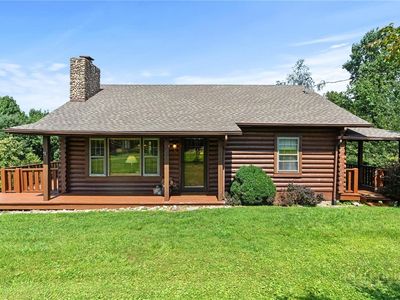 439 Apple Way Road