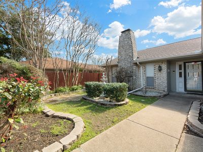 2600 Lawndale Dr
