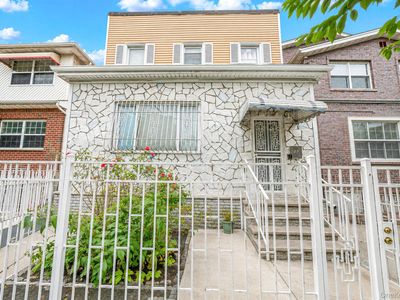 105 Hale Ave