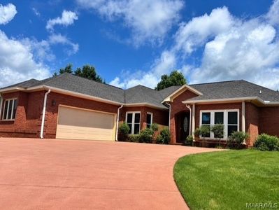 420 White Oak Way
